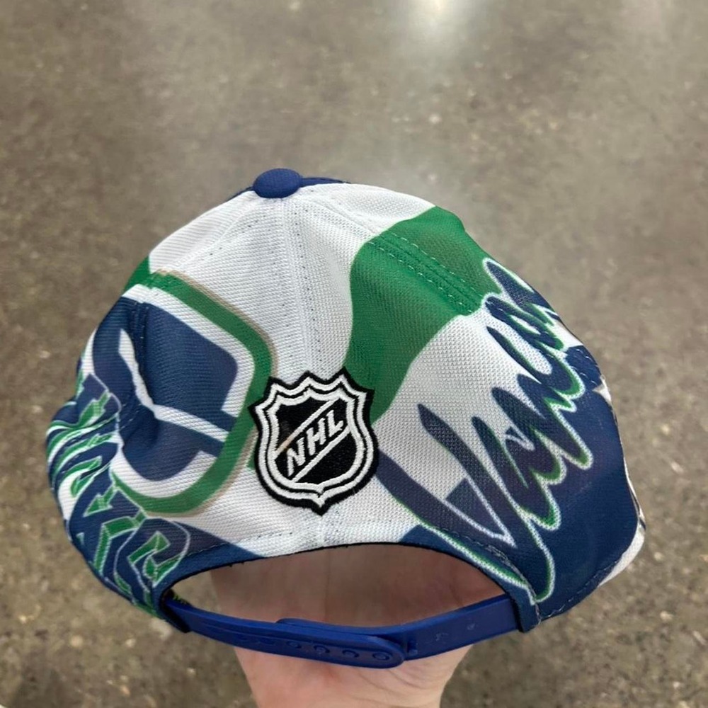 Vintage Reebok Vancouver Canucks Center Ice SnapBack Hat NHL Cap - Picture 2 of 2